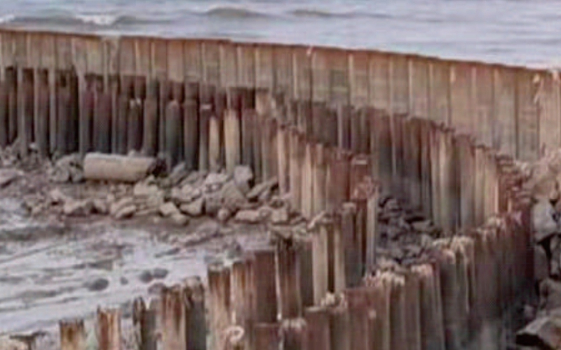 江苏滨海风电场临海风机道路、平台防冲墙工程